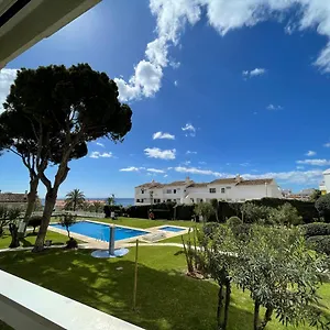 apartamento-los-cisnes.hotelsinnerja.org/